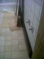 12-impianto-a-battiscopa-su-bagno2